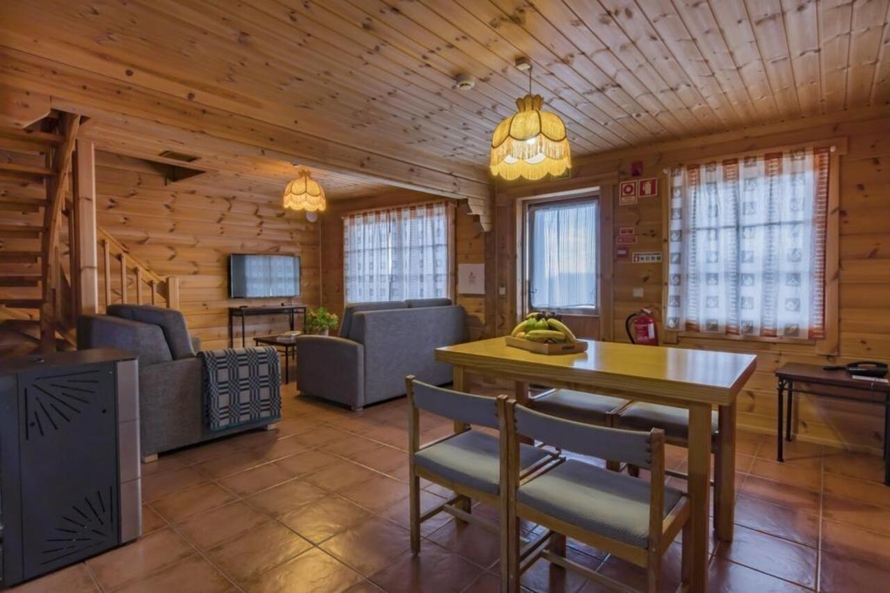 Luna Chalets Da Montanha - Serra Da Estrela Covilha Exterior photo