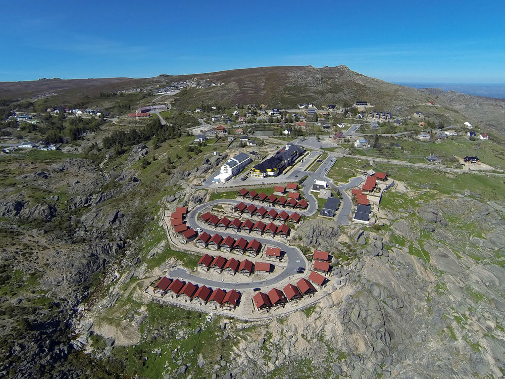 Luna Chalets Da Montanha - Serra Da Estrela Covilha Exterior photo