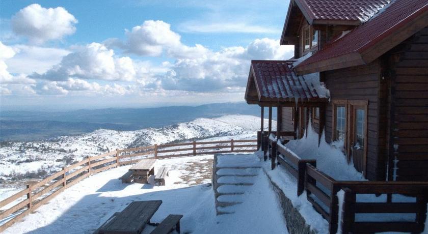 Luna Chalets Da Montanha - Serra Da Estrela Covilha Exterior photo